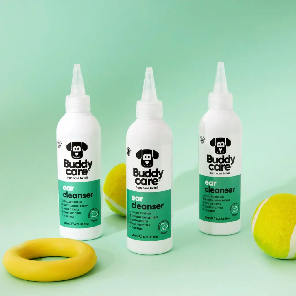 BUDDYCARE_DOGEARCLEANSER_03.webp